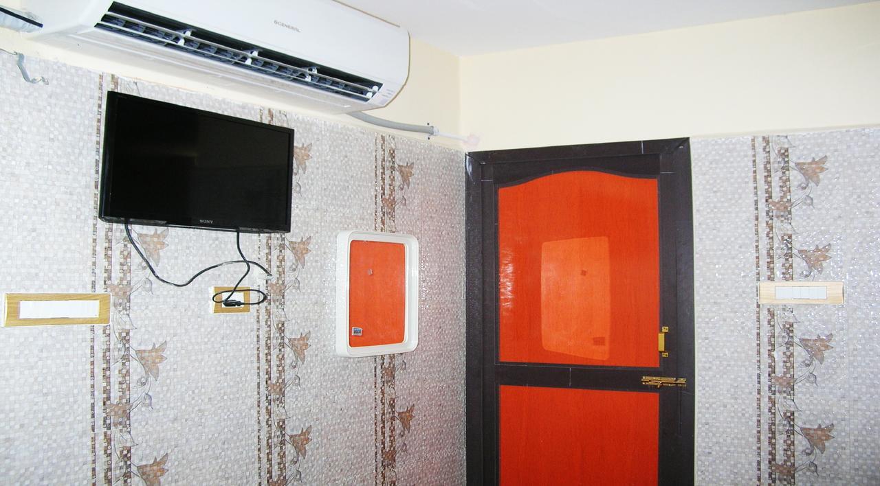 Sbs Residency Tirupati Hotel Renigunta Phòng bức ảnh